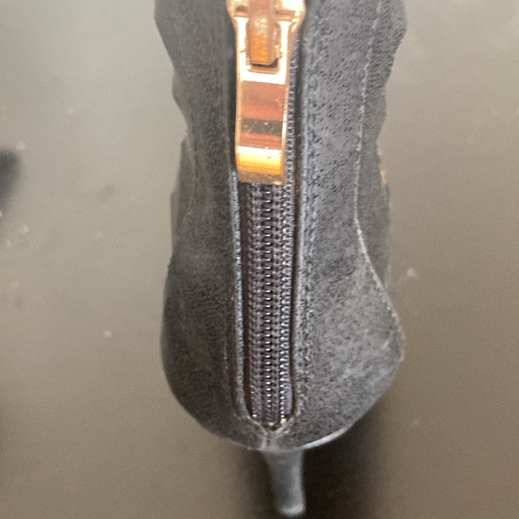 YOKI - Picture 2 of 2